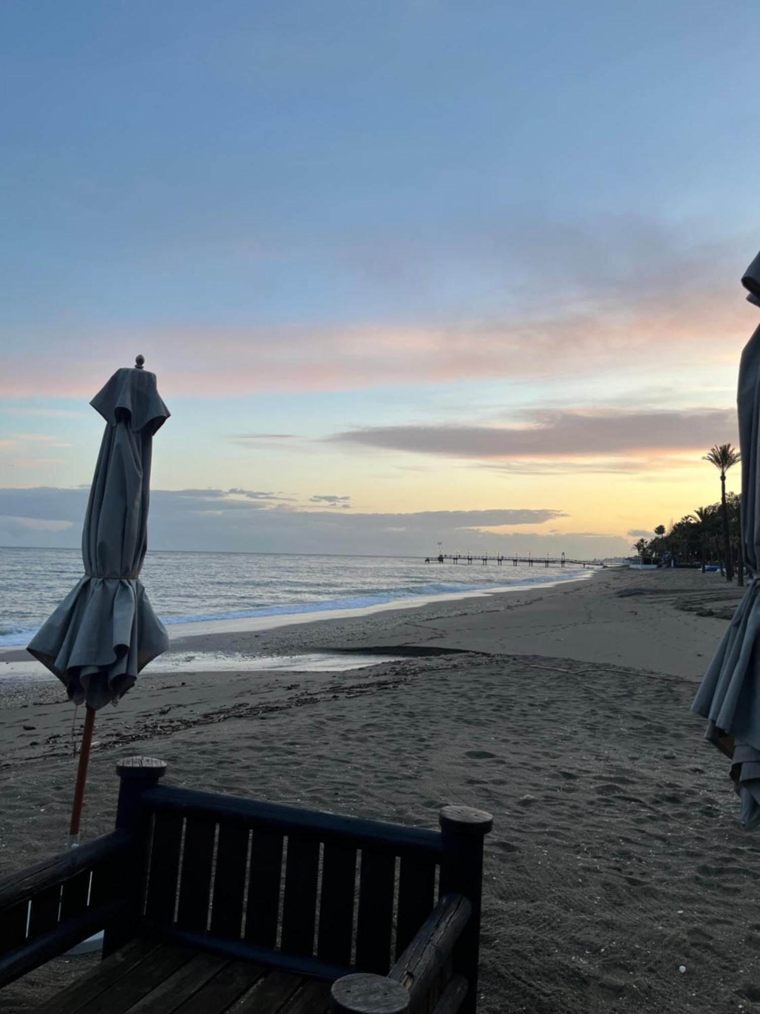 Cerca Del Mar